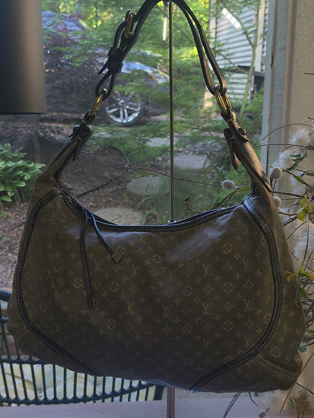 Louis Vuitton Denim Monogram Canvas Shoulder Bag - Picture 2 of 13